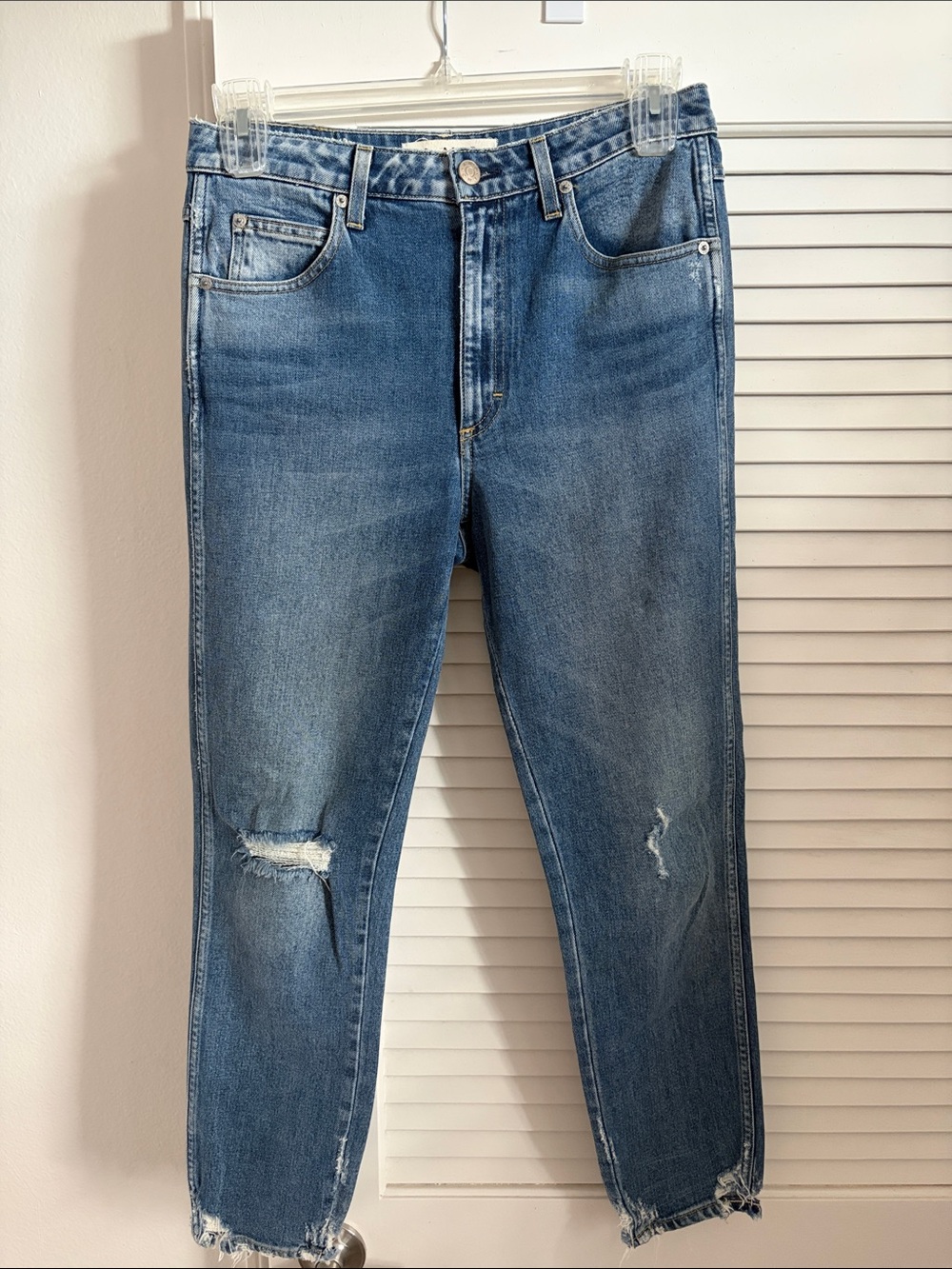 AMO Women's High Rise Stix Crop Jeans color Wild One